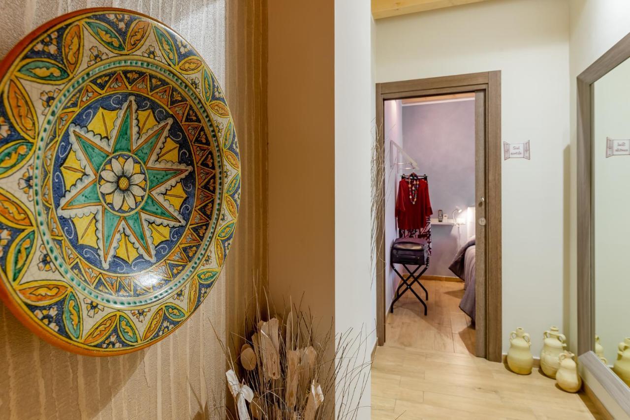 La Finestra Sul Cortile B&B ชากกา ภายนอก รูปภาพ